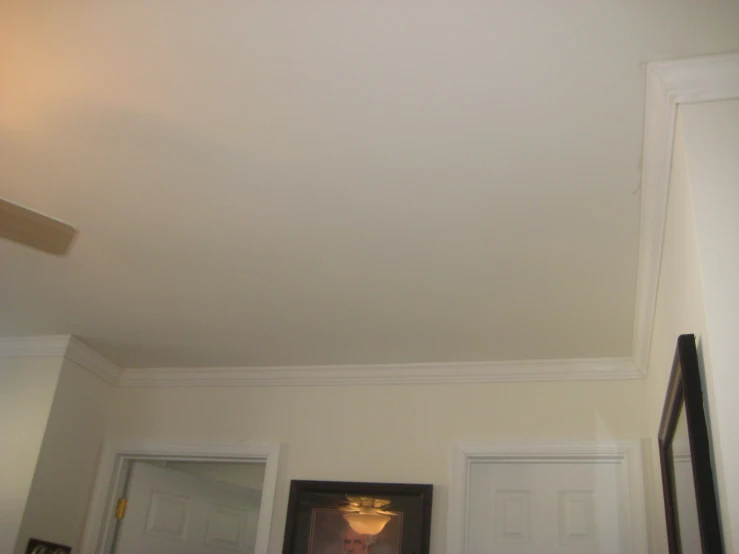 the white ceiling with an open box on it