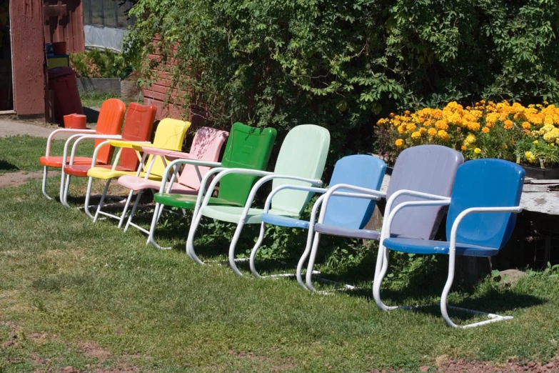 an image of a row of chairs outside