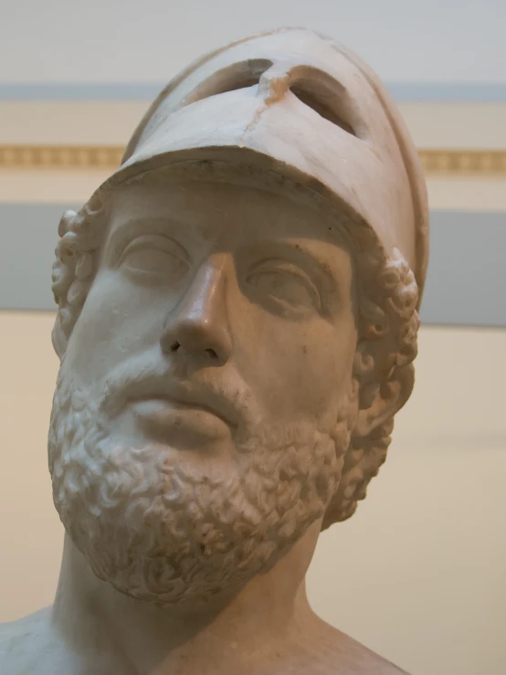 a statue of a man with a hat on