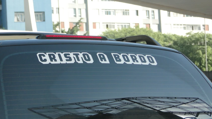 a close up of a car with the word cistoo de bomb