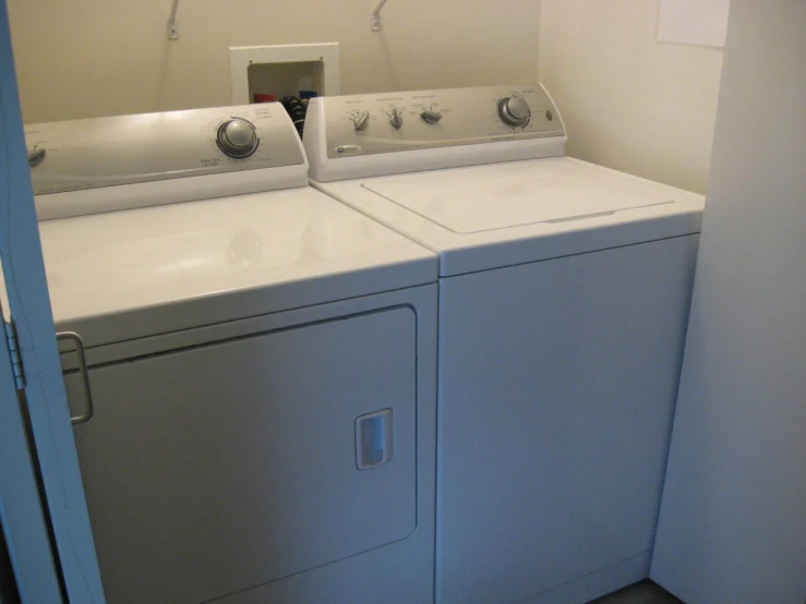 a room that has some very neat looking appliances