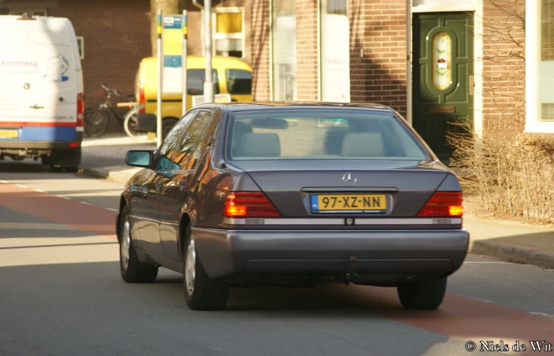 a car with the license plate f36gn