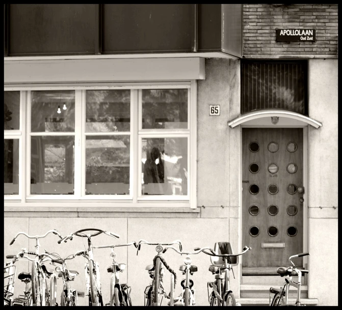 there are bicycles parked next to each other outside