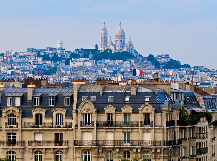 an image of buildings in paris, france