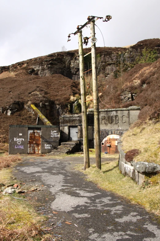 an old building is shown with an antenna above it