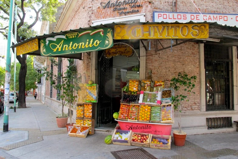 there are fruits and vegetables for sale in this store