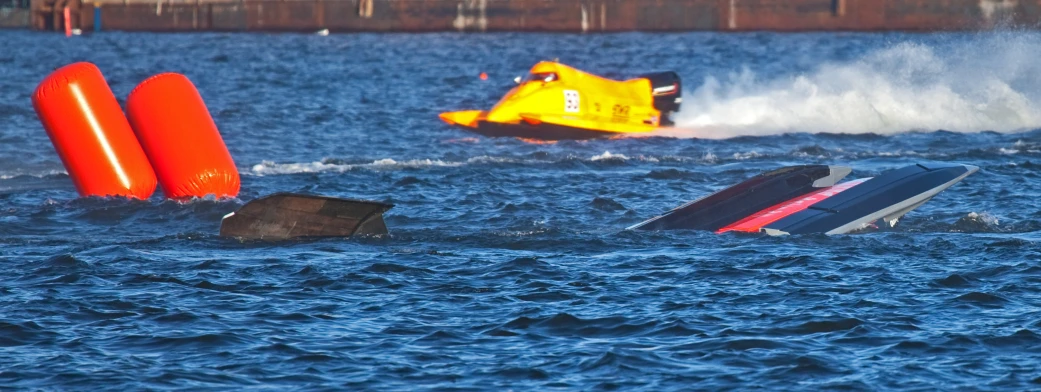 there is an image of an ocean ride on the water