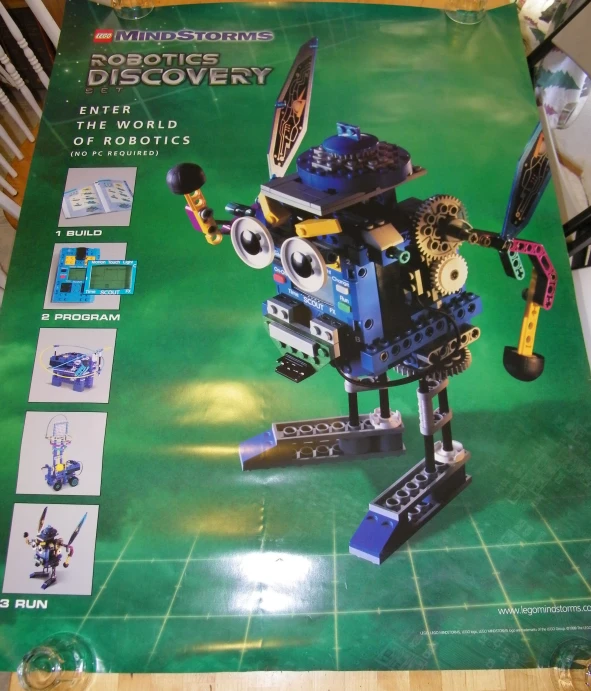 the box for the new lego mindstorm discovery set