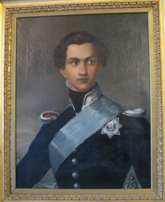 an old portrait of a man dressed in uniform