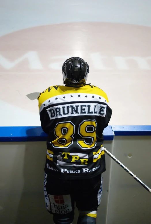 the jersey worn by a hockey player is being displayed