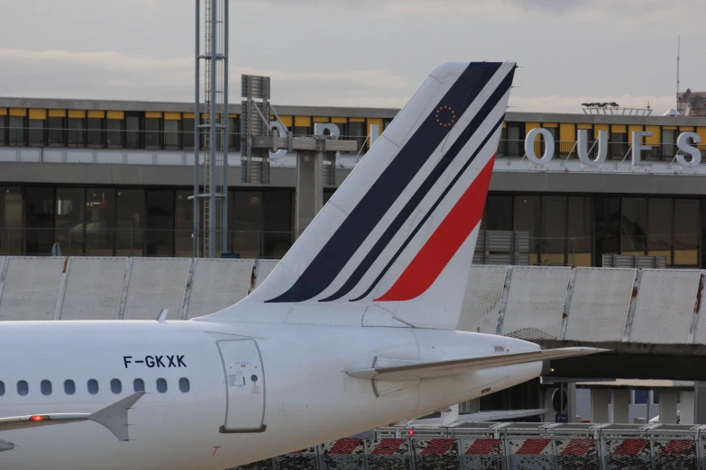 the tail section of a large commercial airliner