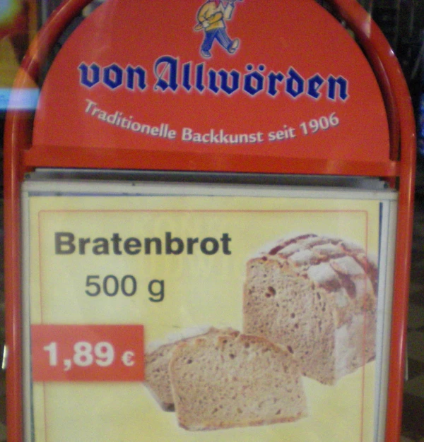 the label on a bread machine shows how to make bread