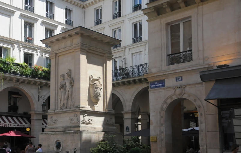 buildings and courtyards on either side of the street