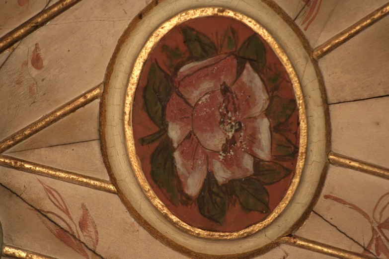 this is the rose that decorates a ceiling