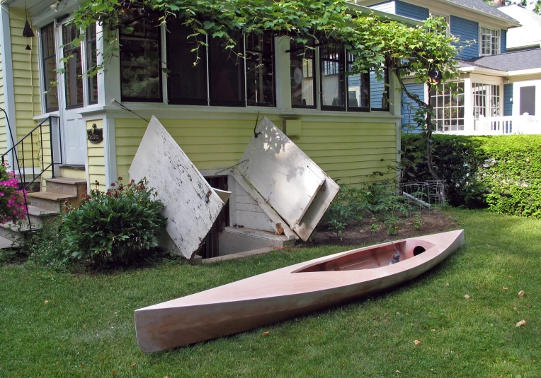 the house in the yard is not fully cleaned