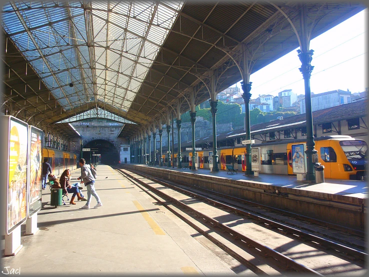 the platform for passengers is empty with no people