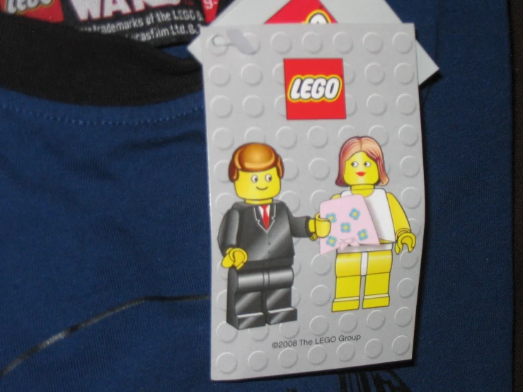 a picture of the front of a lego tie