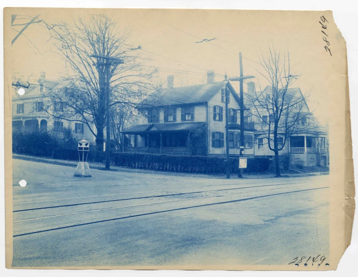 a picture of a small town in the country