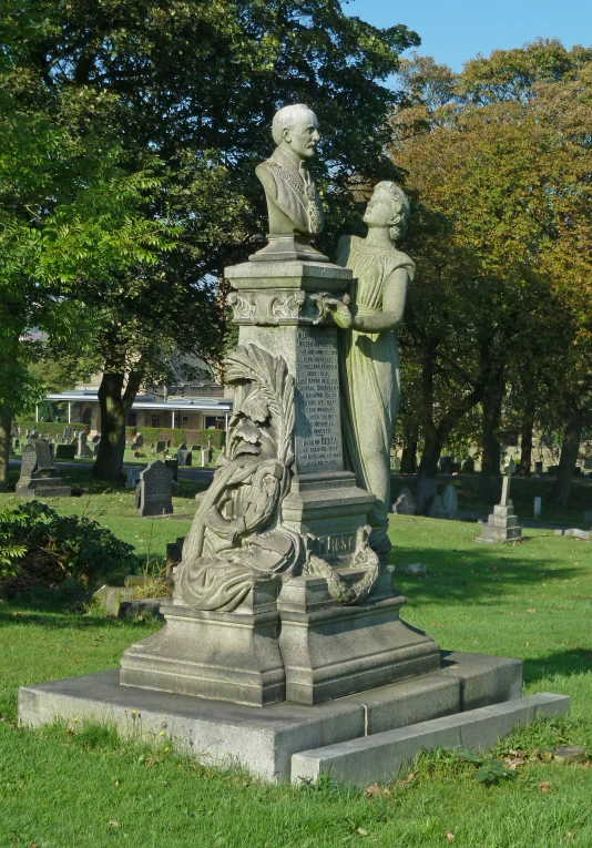 an elaborate graveyard type cemetery with statues