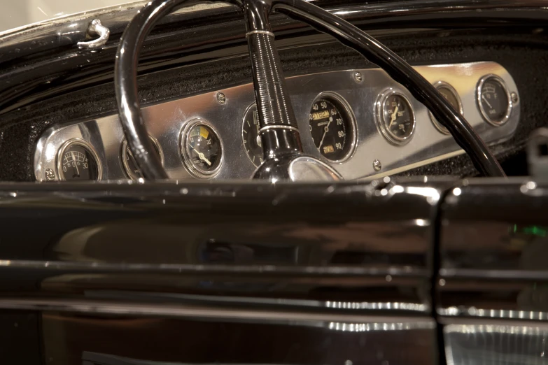 dashboard and controls on an old fashioned car