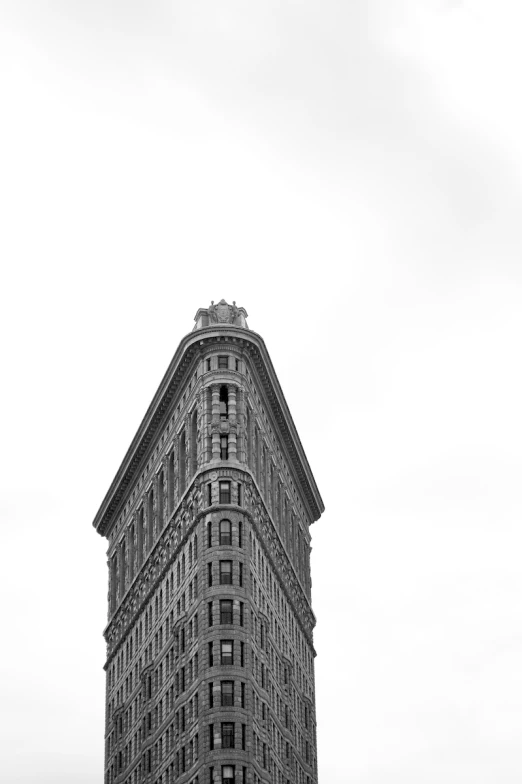 a large building is shown in black and white