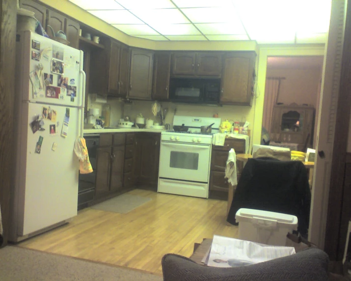 this kitchen is clean and ready to use