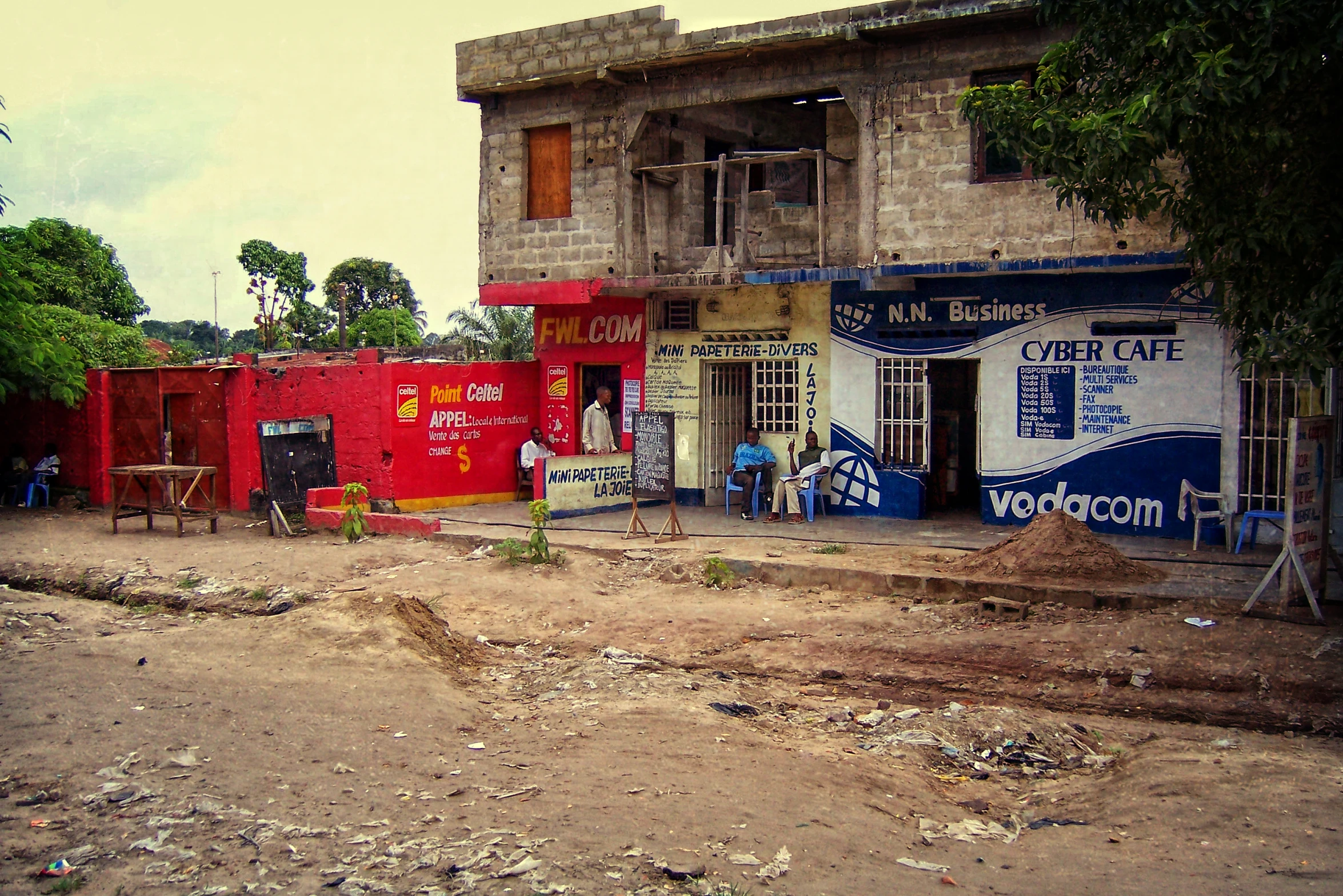 a picture of a vacant building in the middle of nowhere