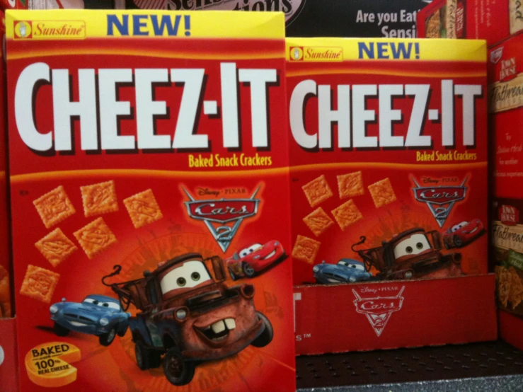 a row of cheez - it cheezit packets on display