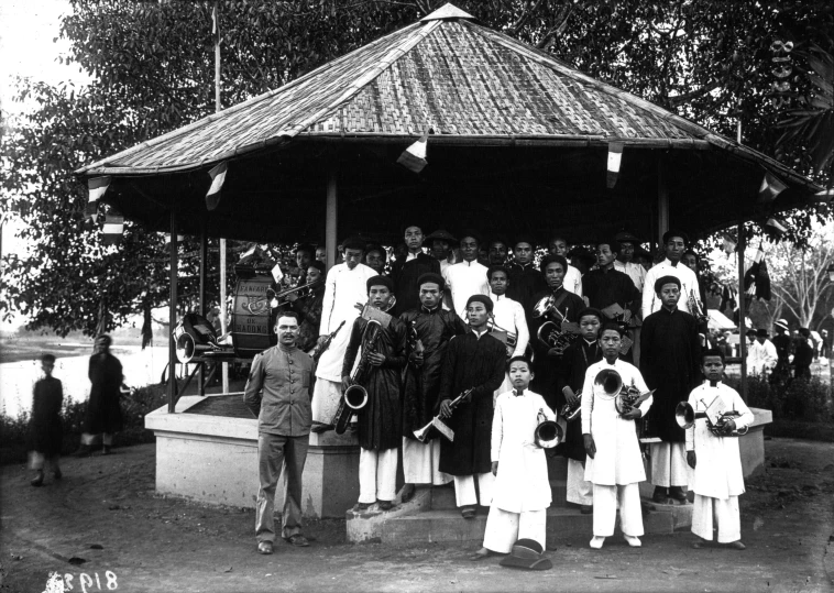 an old black and white po of a group of people