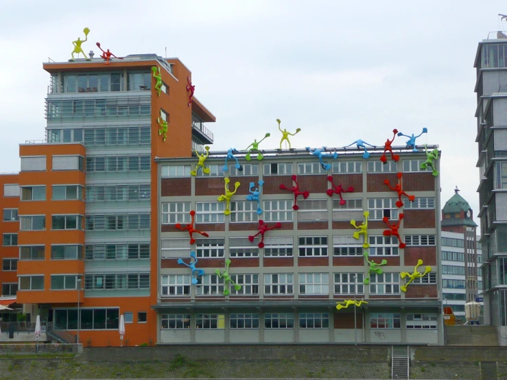 the building has many pieces of paper streamer