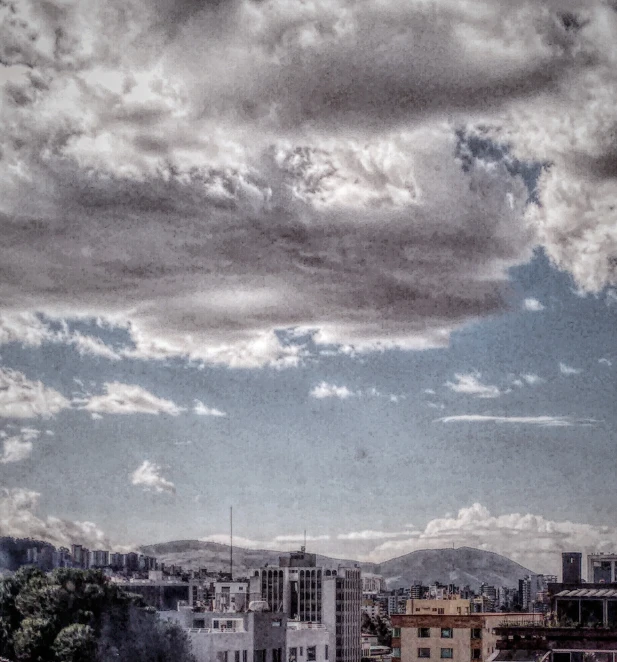 an ominous looking sky with many clouds above