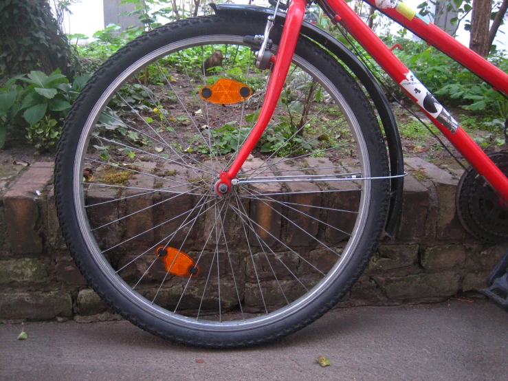 an image of a bicycle parked in the street