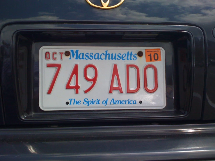 a license plate is shown in red, blue and green