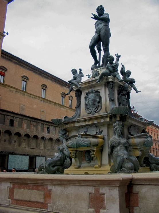 there is a statue that is in the middle of the town