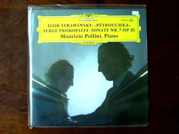 cd, depicting a man and a woman looking each other