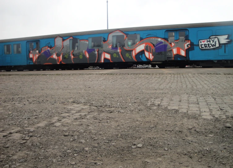 an image of graffiti on the side of a train