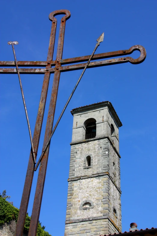 this is a po of an old clock tower