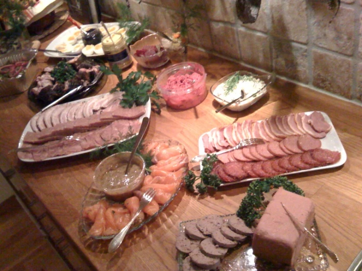 many plates are holding food on a table