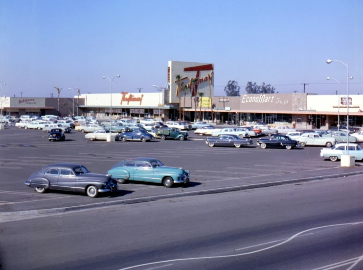 an image of cars in a parking lot