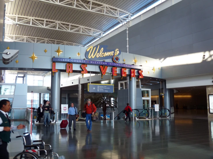 there are many people in the airport