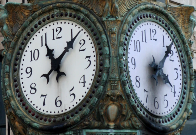 there are two large clocks that appear to be connected