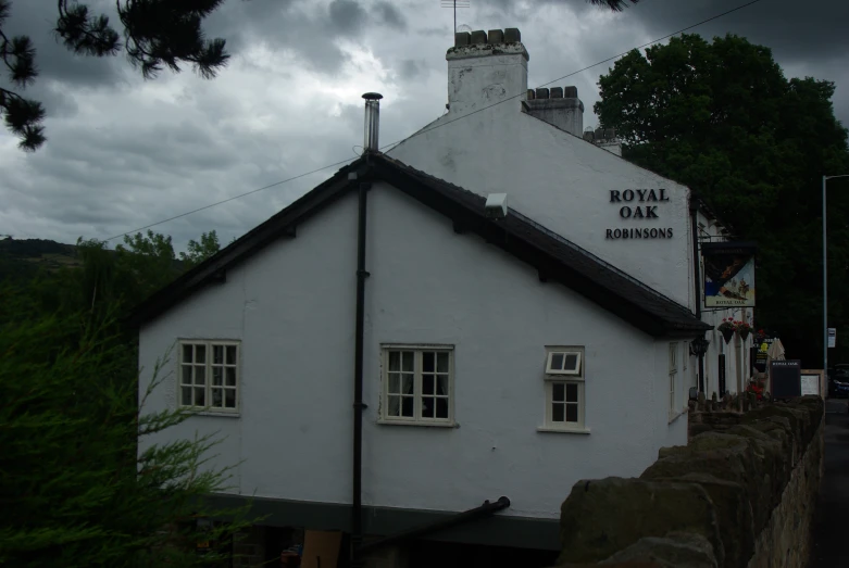 a white building with the royal irish pub on it