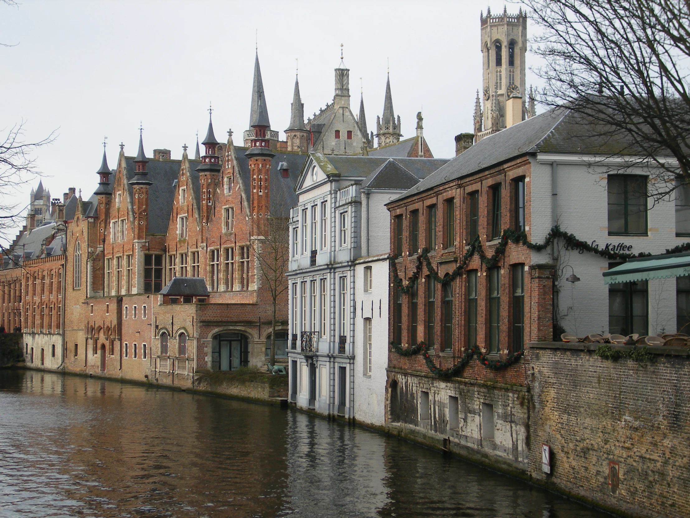 buildings are standing along a canal on both sides