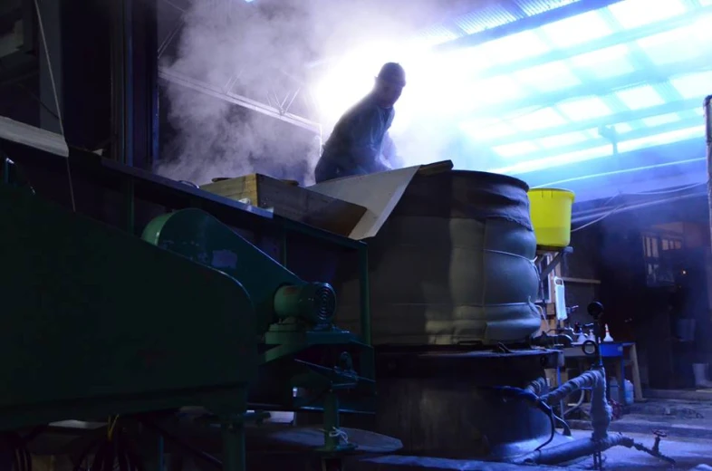 smoke coming out of a blow dryer making steam