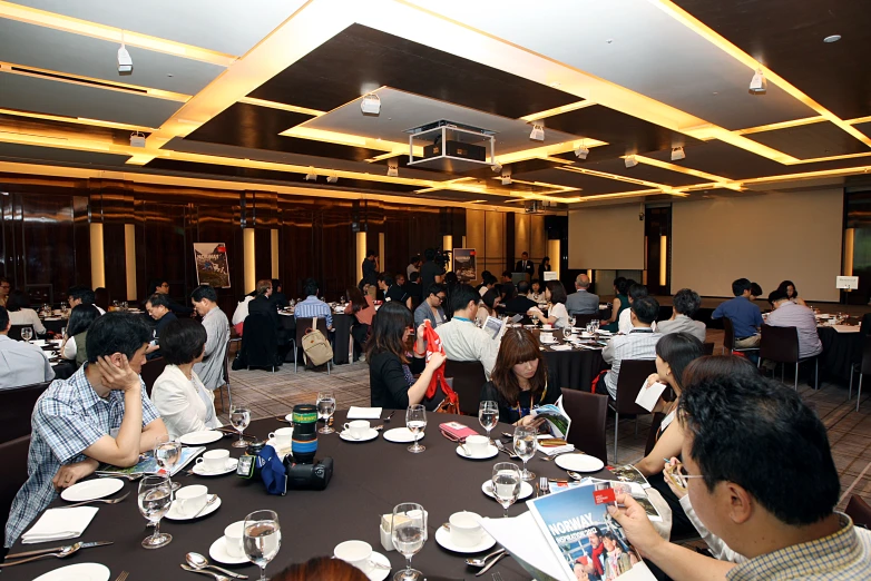 many people are enjoying the luncheon at this restaurant