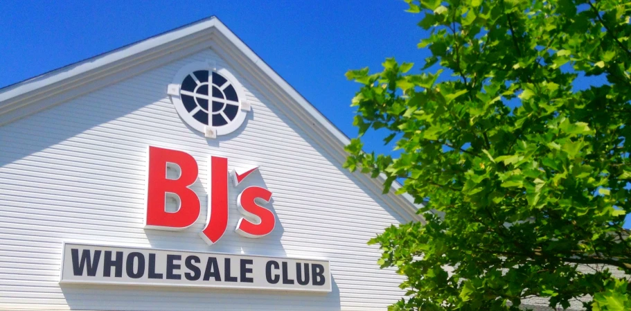 a store sign that says bjs whole sale club