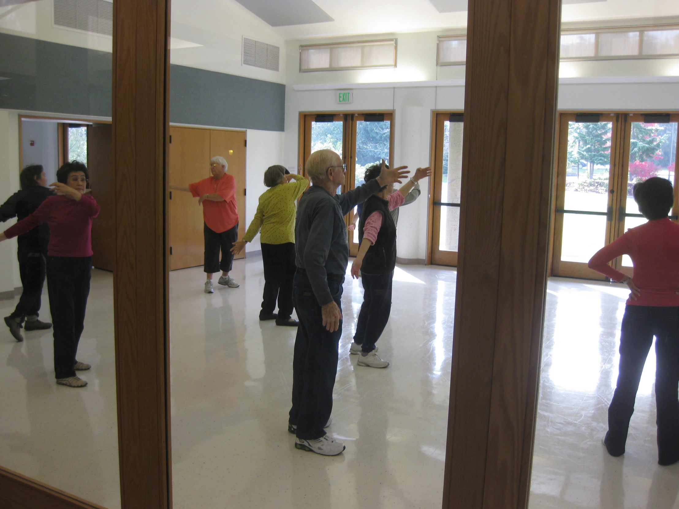 people in a gym with no one in the room