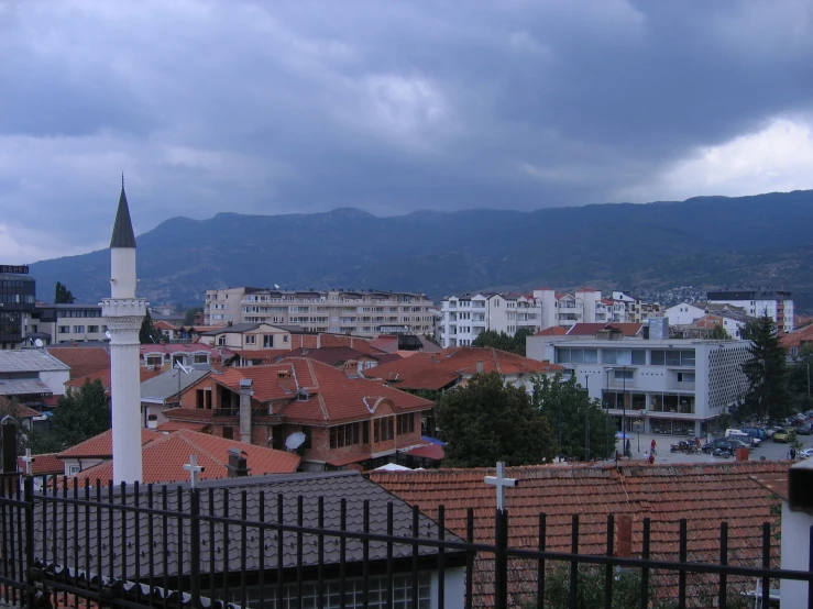 a city skyline that has some tall buildings