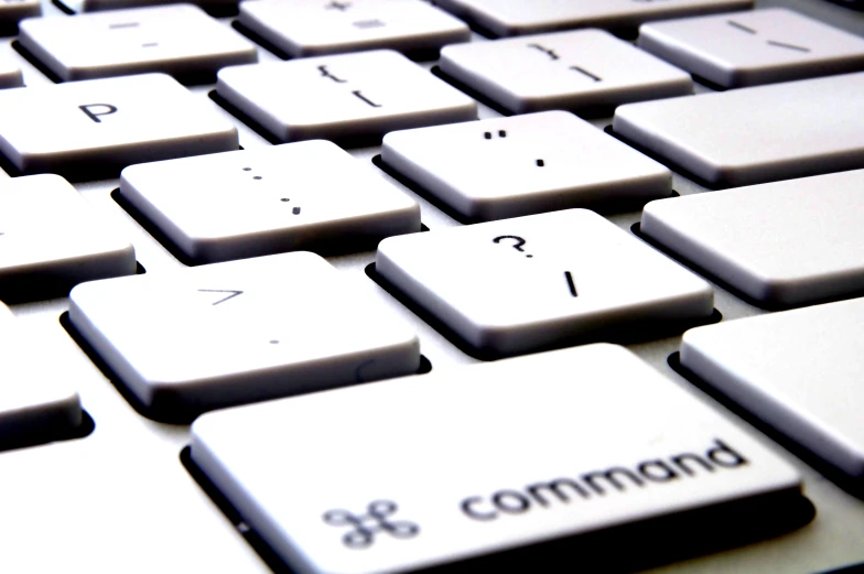 a close up of a keyboard with the words'common'in black and white
