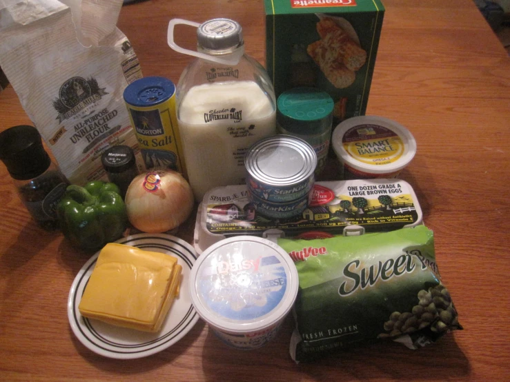 the ingredients to make making a glucchi with bread